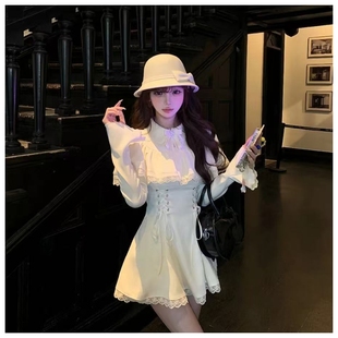 法式千金风留洋小姐白色拼接斗篷假两件复古洋装收腰显瘦连衣裙女