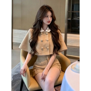 秋冬法式复古英伦千金感双排扣斗篷外套女别致巨好看短裤毛呢套装