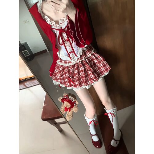 甜辣红色学院风蛋糕裙三件套