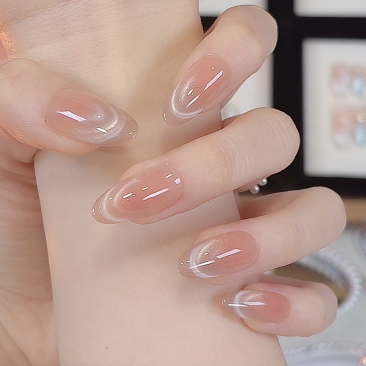 【极简主义】手工穿戴甲裸色指尖微笑猫眼短款穿戴甲日常显白美甲