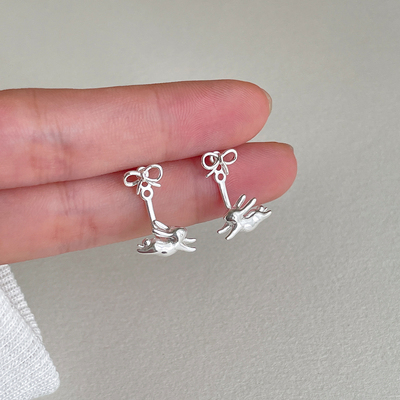 小兔子耳钉女小众设计感耳环2025新款爆款纯银针原创可爱精致耳饰