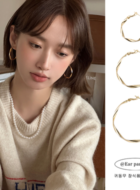 莫比乌斯耳环圈圈耳钉高级感轻奢大耳圈纯银针金色秋冬圆圈耳饰女