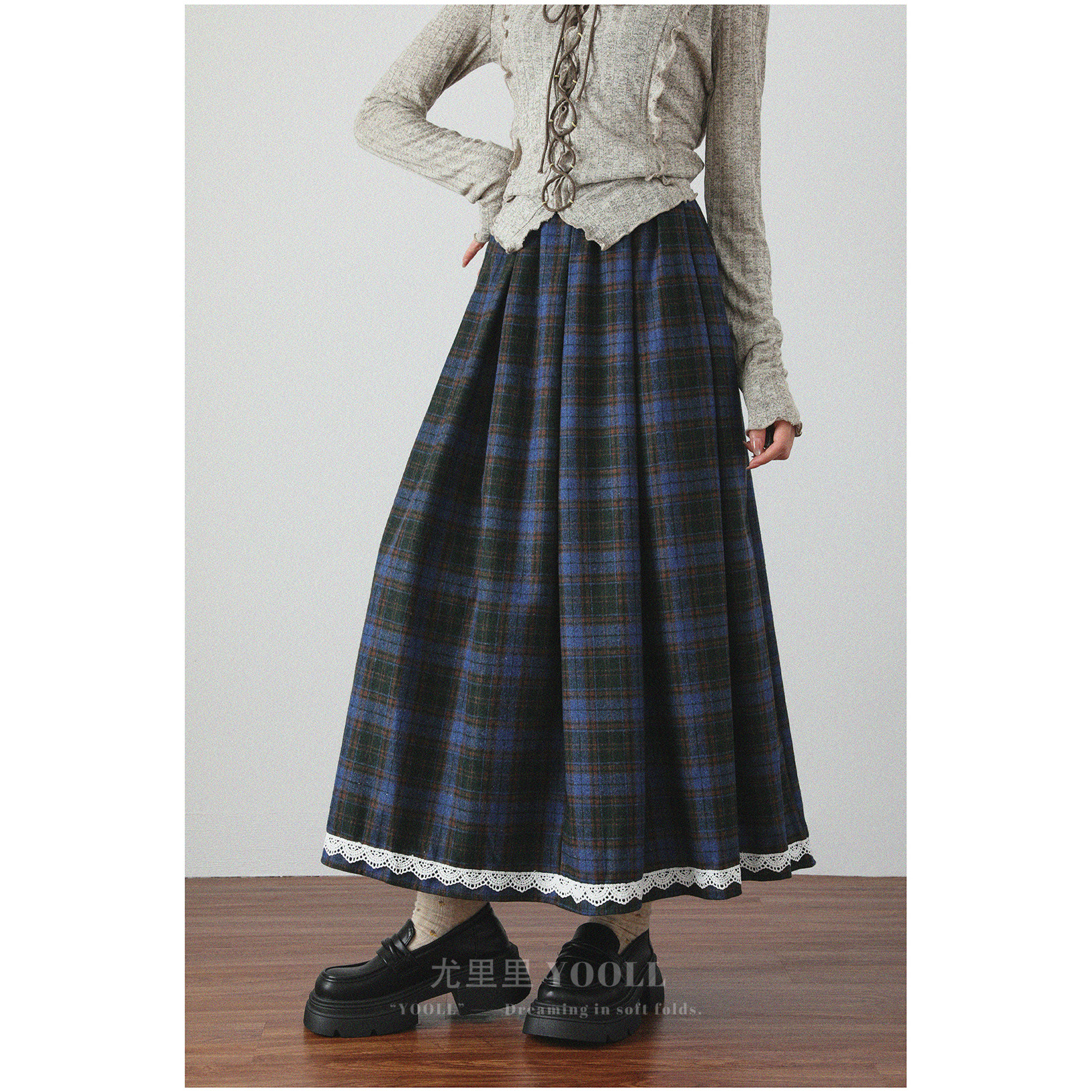 大码女装森系复古格纹拼接蕾丝花边半身裙秋冬新款高腰显瘦中长裙