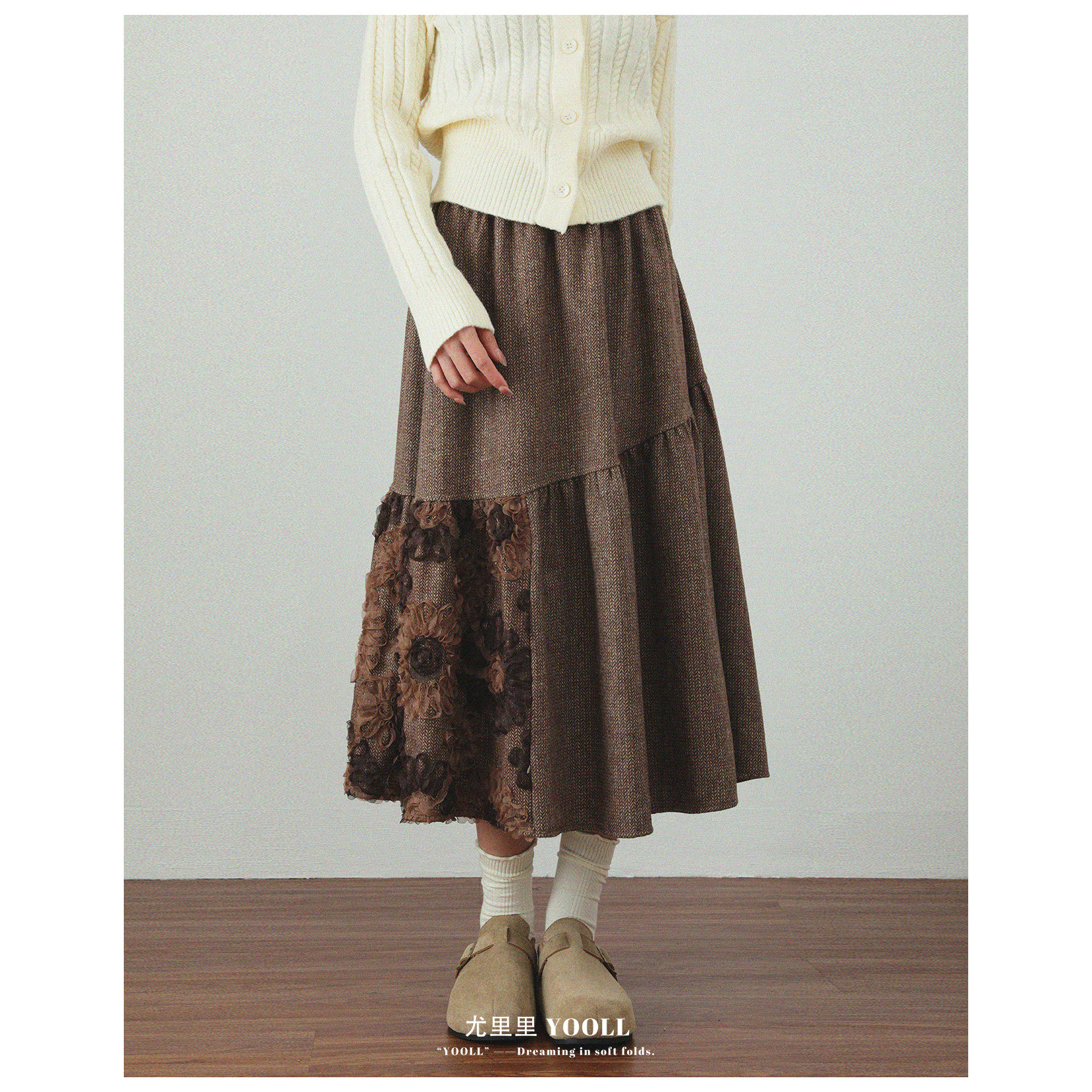 大码咖色复古立体花朵拼接半身裙