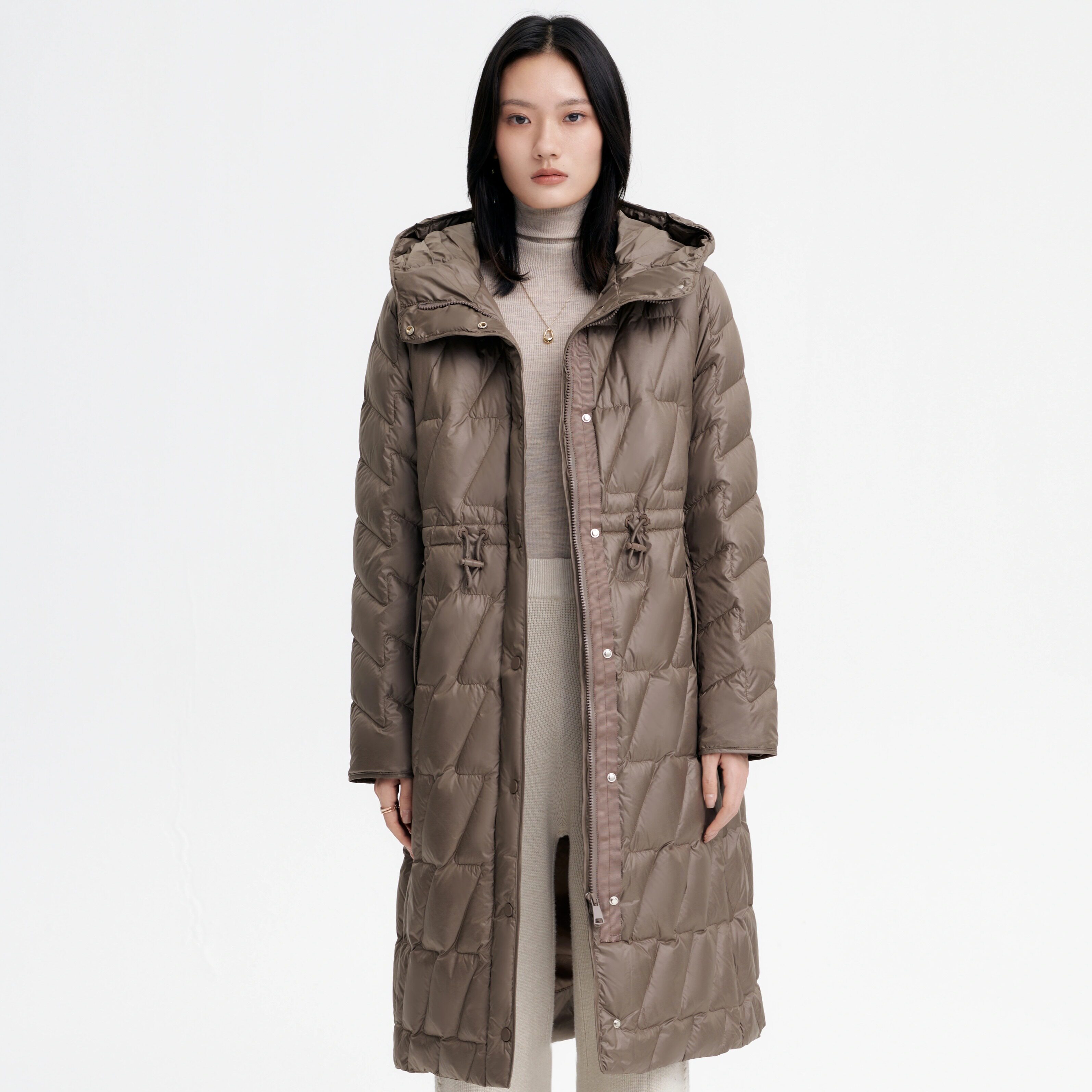 凤意羽绒服厂家直销女2024长款连帽气质保暖冬季外套95390