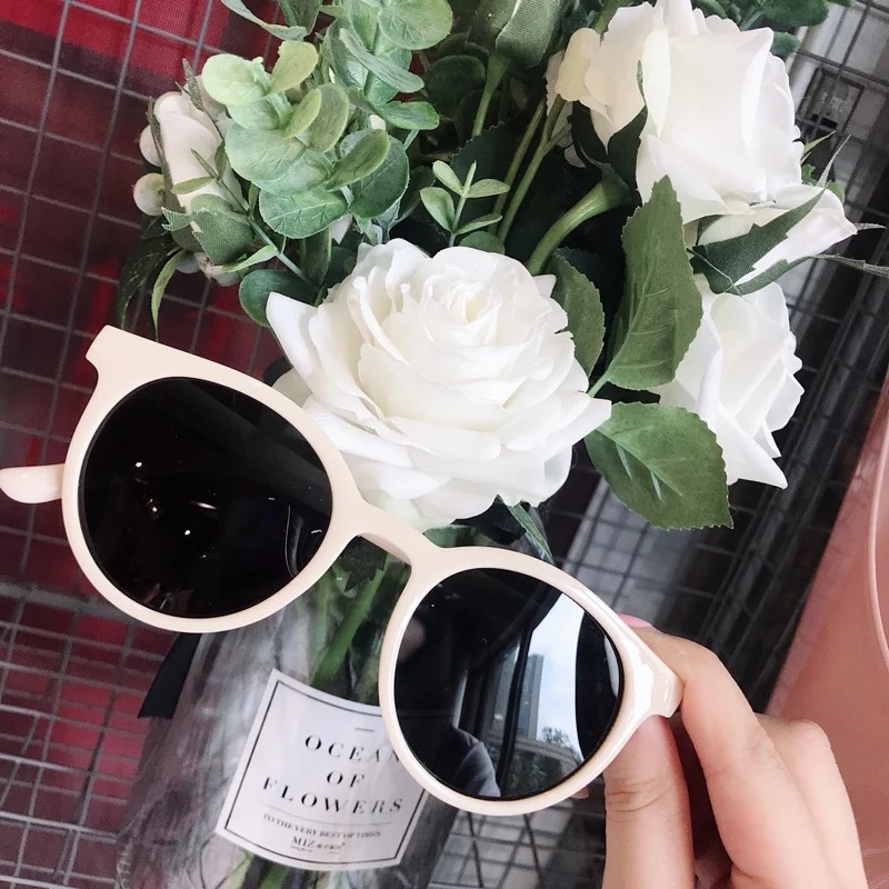 白色边框墨镜女圆形偏光韩版太阳镜白框复古女士墨镜小脸女潮小号