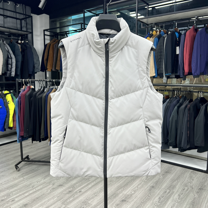 羽绒马甲纯色素雅简约立领分仓充绒压胶保暖外穿白鹅绒背心休闲衫