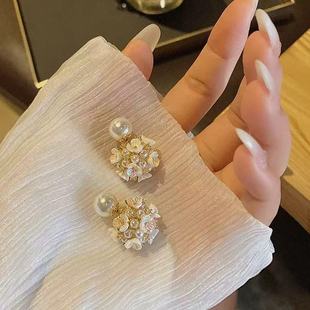 银针钻石珍珠花朵耳环法式复古贝壳球状耳钉超仙气质百搭耳饰