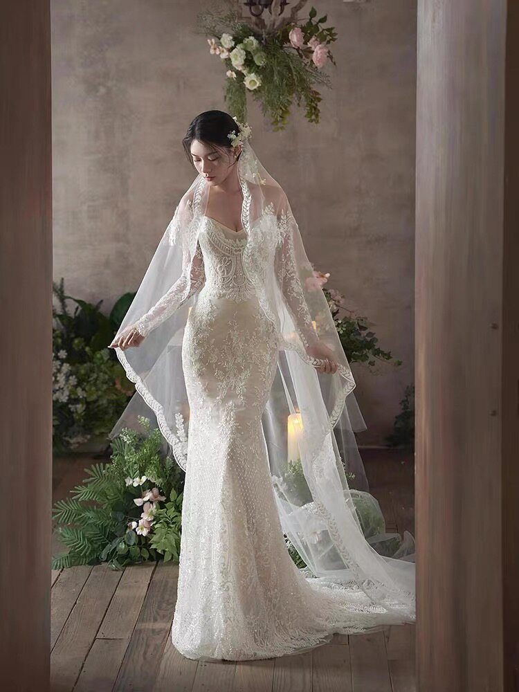 新款影楼拍照主题服装法式复古蕾丝余爱鱼尾钉珠多瑙河婚纱礼服