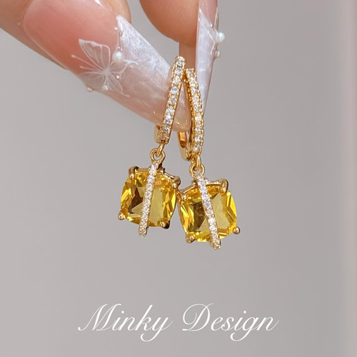 Minky「贝儿公主」2026年秋锆石耳钉蚊香盘耳夹无耳洞耳环女耳饰