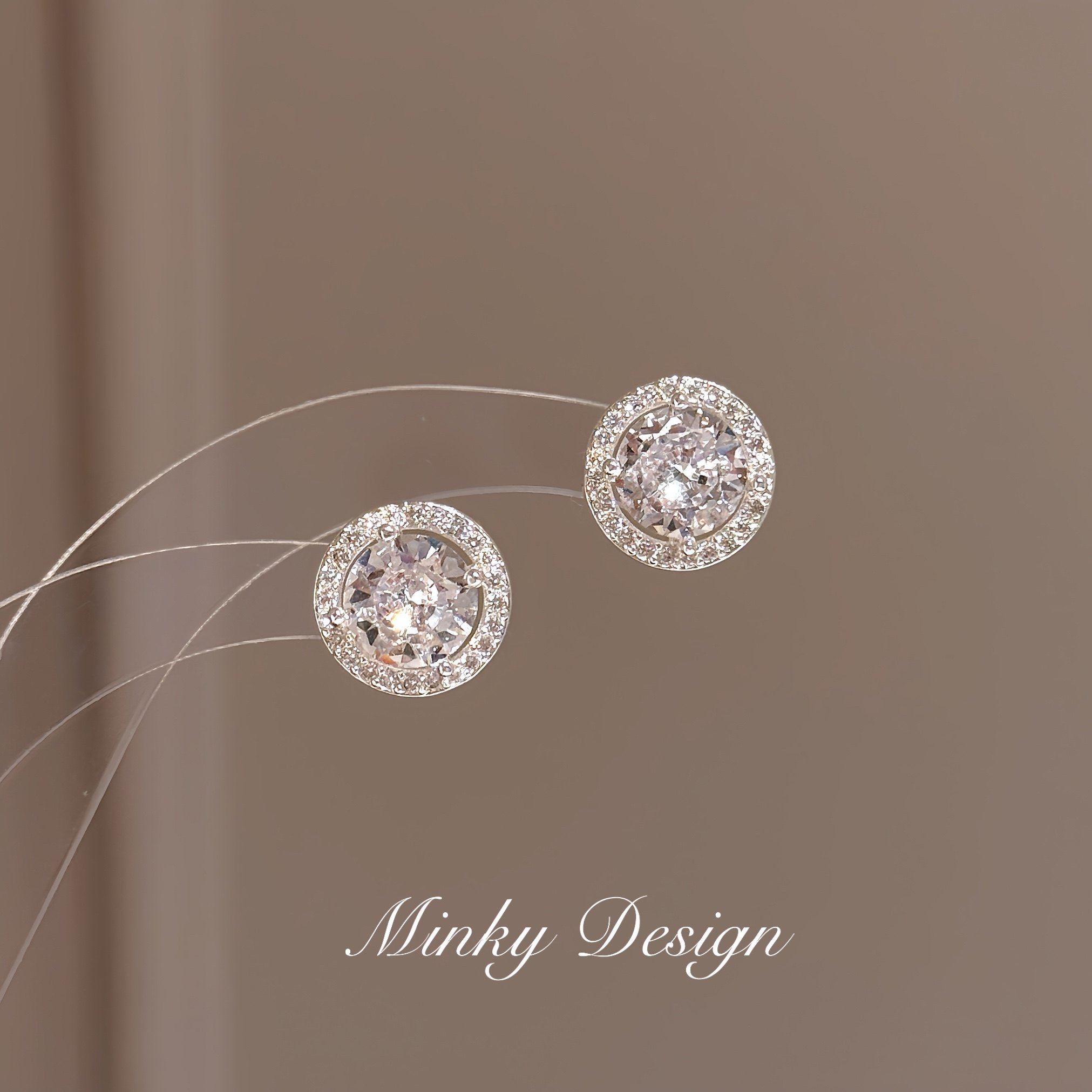 「星闪耀」精致爆闪复古方钻简约耳钉蚊香盘耳夹无耳洞耳环耳饰女,饰品/流行首饰/时尚饰品新,耳夹,淘宝优惠券,粉丝福利购,淘宝优惠卷