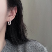 「光」银色碎银子金属耳饰蚊香盘耳夹女简约冷淡风耳环耳圈耳钉银