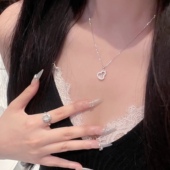 「幸运葫芦」天然白玉髓项链S925纯银锁骨链颈链生日礼物轻奢吊坠