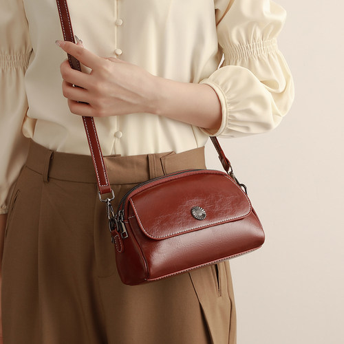 手机包女斜挎包小包包女2026夏季新款真皮时尚百搭牛皮迷你单肩包