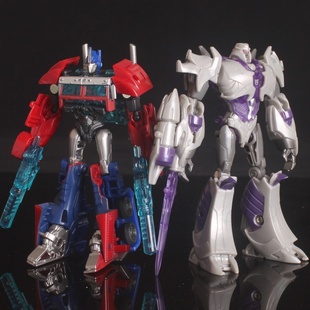 变形玩具金刚擎天柱威震天领袖之证指挥官级G1人偶IDW手办TFP模型