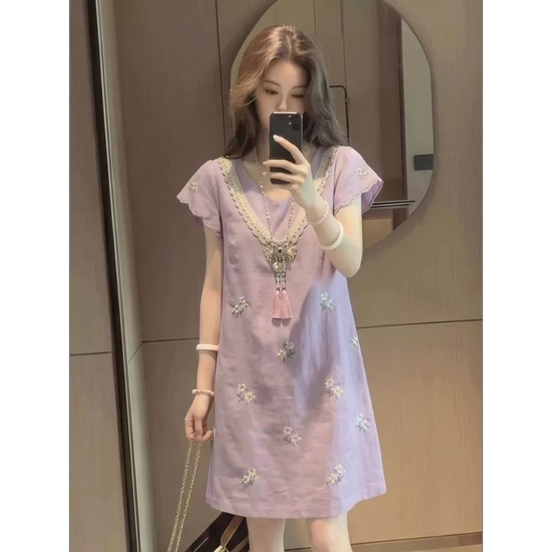 夏天巨好看夏日绝美超火不撞款连衣裙女2026新款今年流行爆款裙子图片