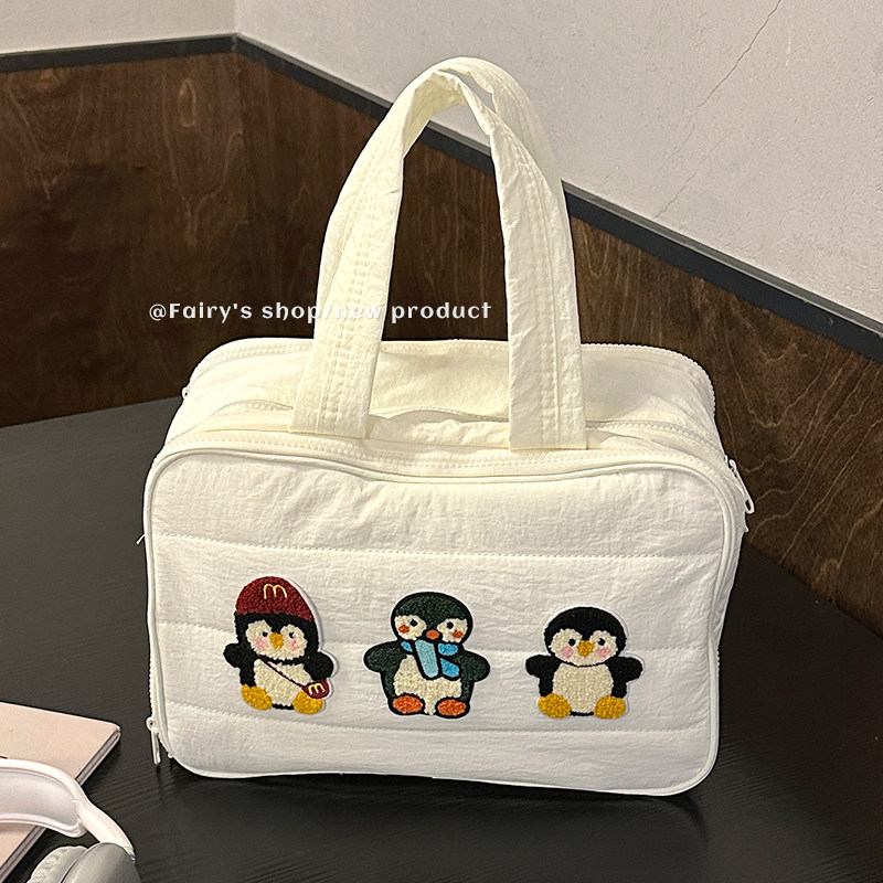 可爱立体化妆包大容量分区学生旅游出差手提式新款面膜水乳收纳包