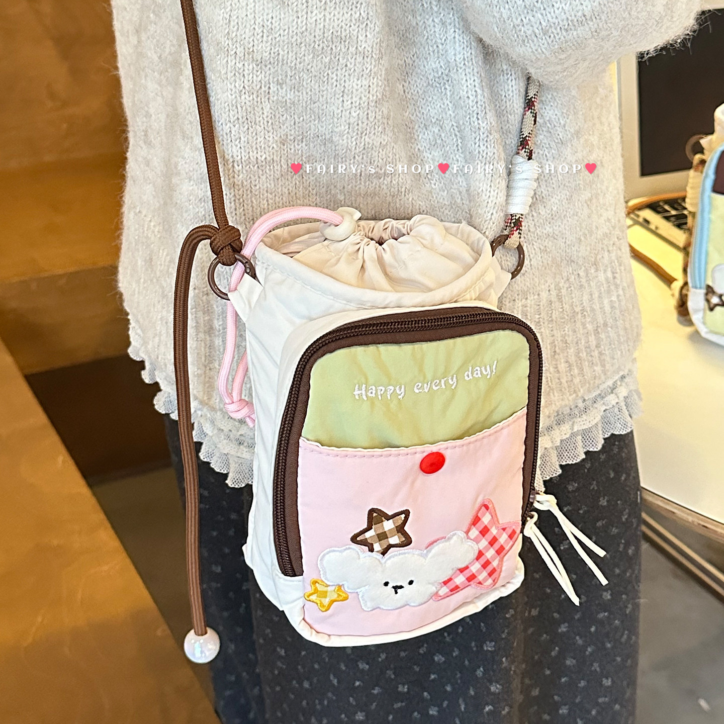 斜挎手机包女学生水壶包户外运动迷你小包便携水杯包上班通勤包