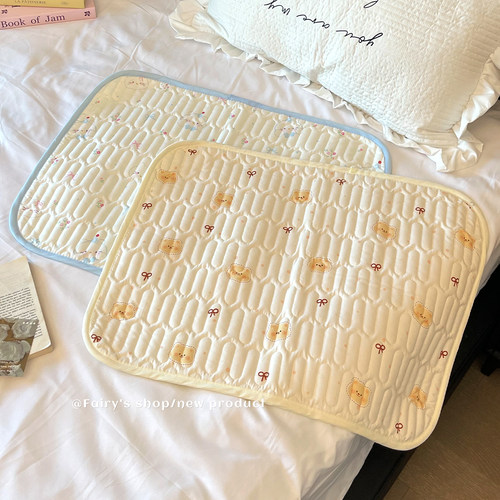 可爱碎花小熊防侧漏姨妈垫
