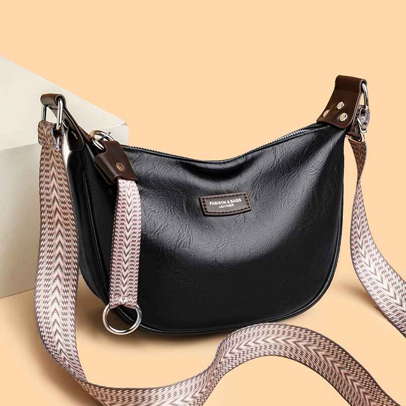 时尚通勤单肩包软皮包包女士2026新款春季百搭手提简约斜挎包韩版