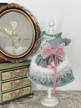 AW新年花朵蓝灰色祥云刺绣原创宠物猫咪狗狗新款秋冬约克夏德文猫