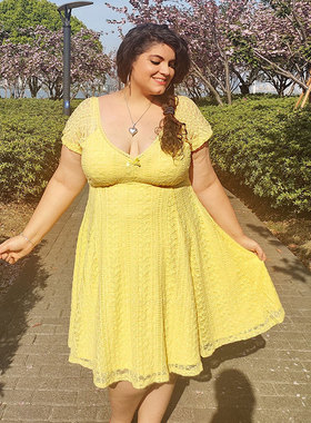 Betsey Johnson Sweetheart Dress Plus Size蕾丝条纹大码连衣裙