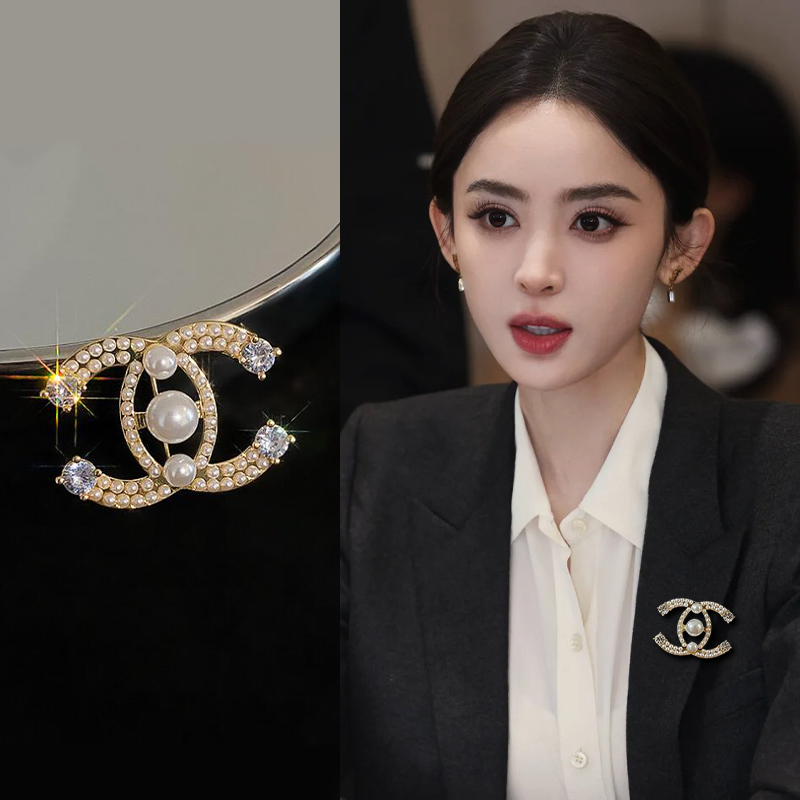 金色设计感几何胸针女