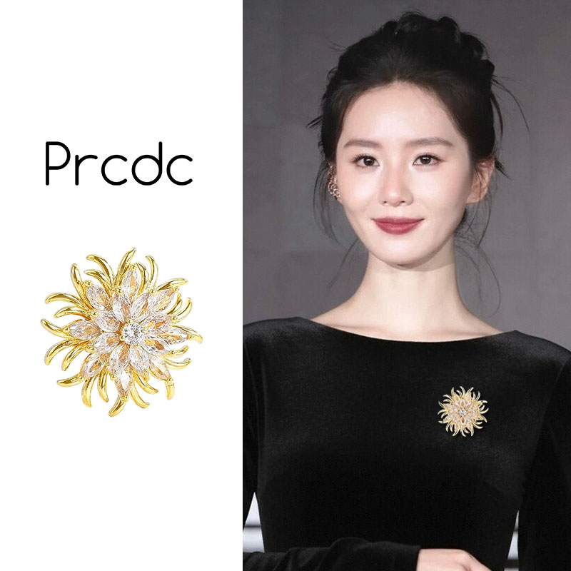 金色胸针女小众独特设计感