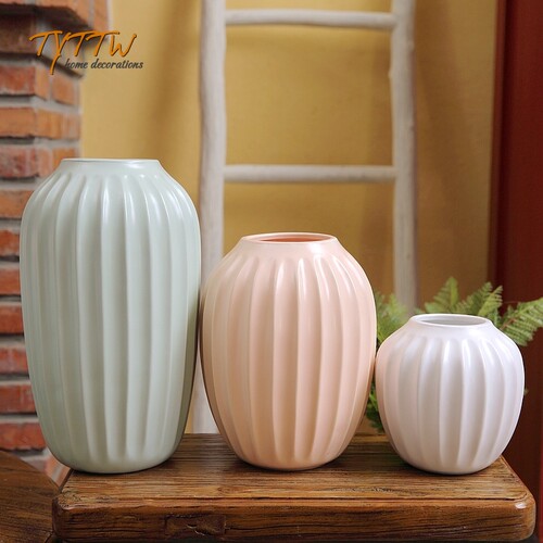北欧现代简约陶瓷客厅卧室花瓶