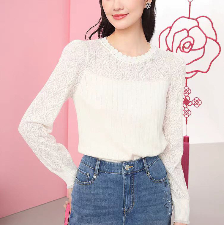 女装绵羊毛珂莱尔2025年秋冬新品蕾丝印花针织羊毛衫修身显瘦百搭