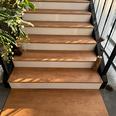 日式原木风哑光木纹楼梯踏步瓷砖