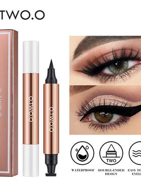 魅惑猫眼印章眼线笔 black Charming cats eye stamp eyeliner