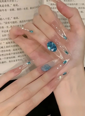 蓝天空蓝钻纯手工显白穿戴甲