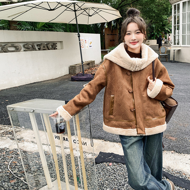 麂皮绒小香风皮毛一体女短款羊羔毛加厚棉衣3071P190K268,女装短外套,维壹