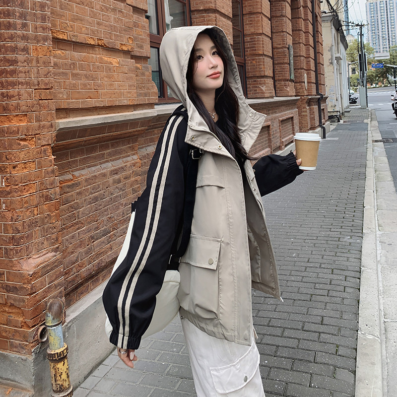 【现货】连帽撞色工装短外套女秋季韩版宽松上衣3060P145K198,女装短外套,维壹
