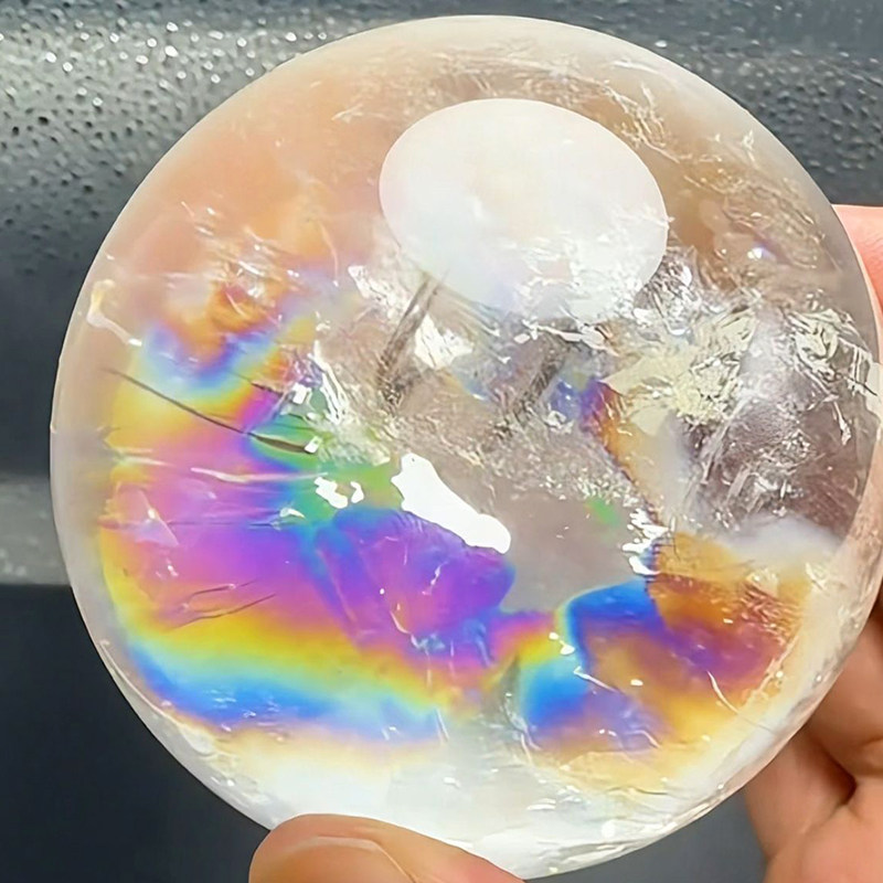 特色超大彩虹七彩光天然白水晶球