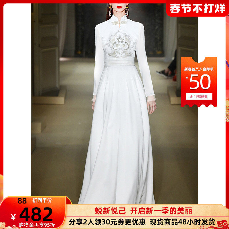 女巫和骑士国风精致刺绣改良旗袍女神范连衣裙2022春气质显瘦裙子