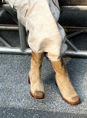 金靖同款AFFLATUS3 2025年Miro西班牙牛绒靴子女手工脏染擦色短靴