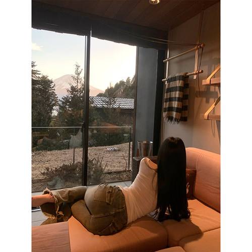 GYOKUU 浅色牛仔微喇毛边紧身牛仔长裤女