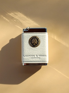 一皮一木 便携式烟灰缸户外迷你铝带盖ins风手工真皮烟灰盒