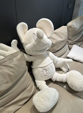 山姆同款白色黑色米奇公仔毛绒玩具抱枕玩偶可爱娃娃男生女生礼物