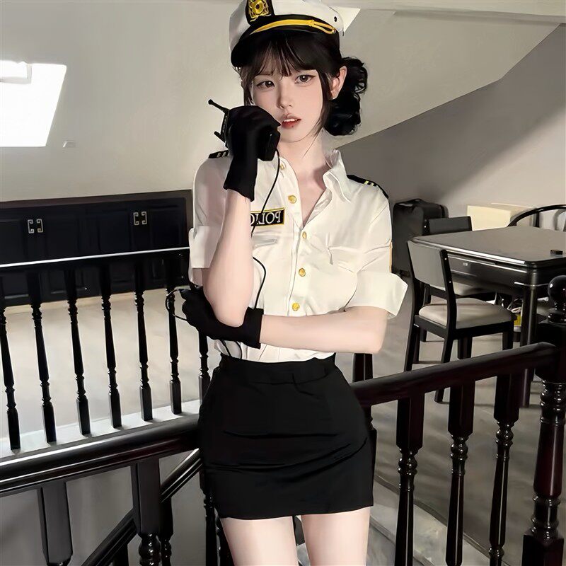 女警cos服万圣节少女暴君衣服性感制服警官纯欲空姐角色扮演套装