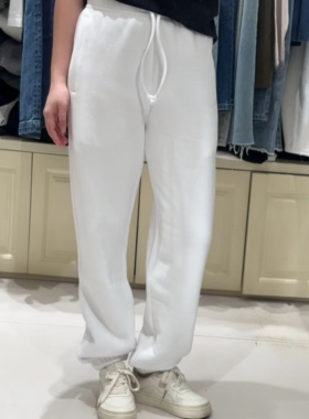 深圳南油原创设计师极简风