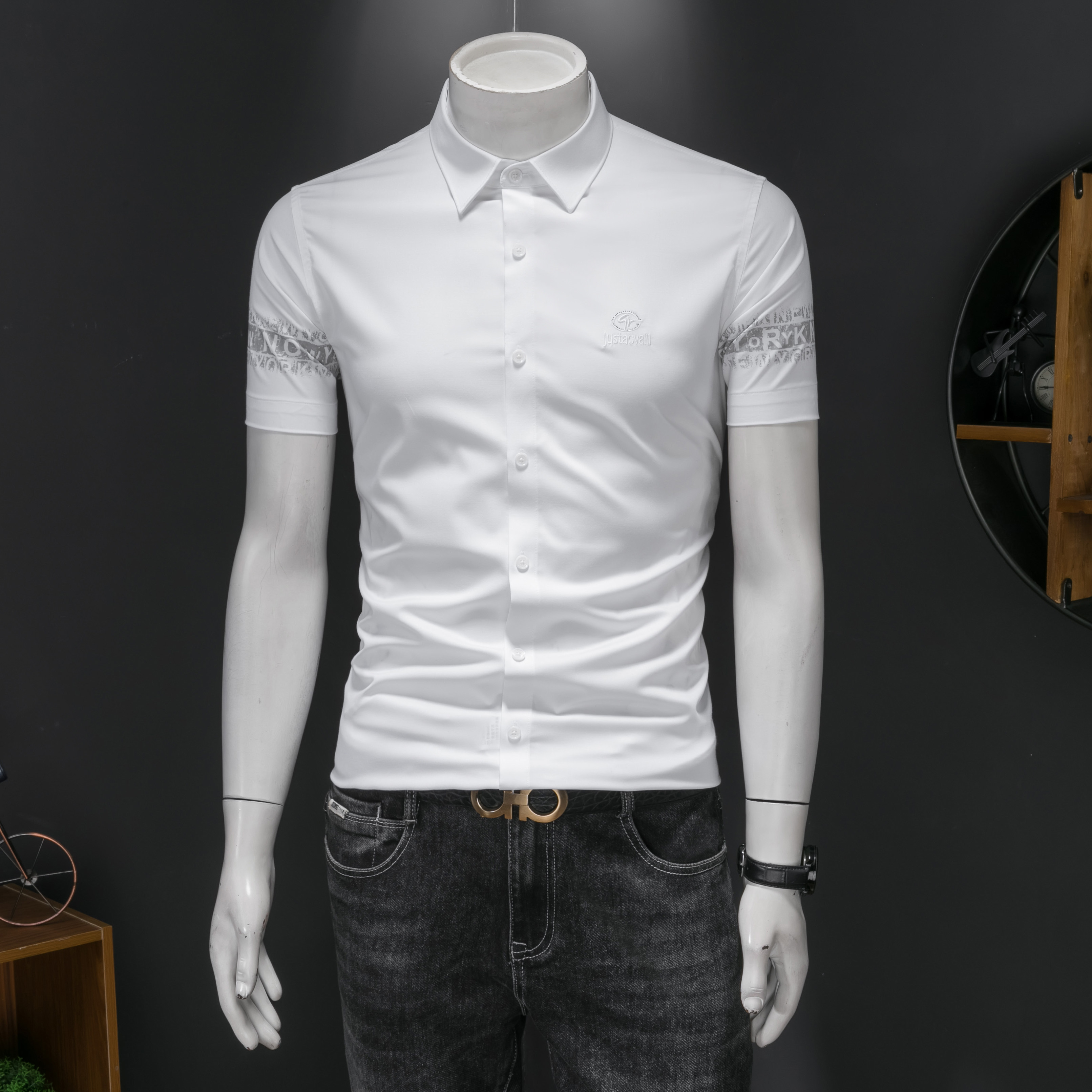 2026男潮流新款修身莫代尔暗花纹印花衬衣青年短袖衬衫H3363P120，男装T恤，电商D220