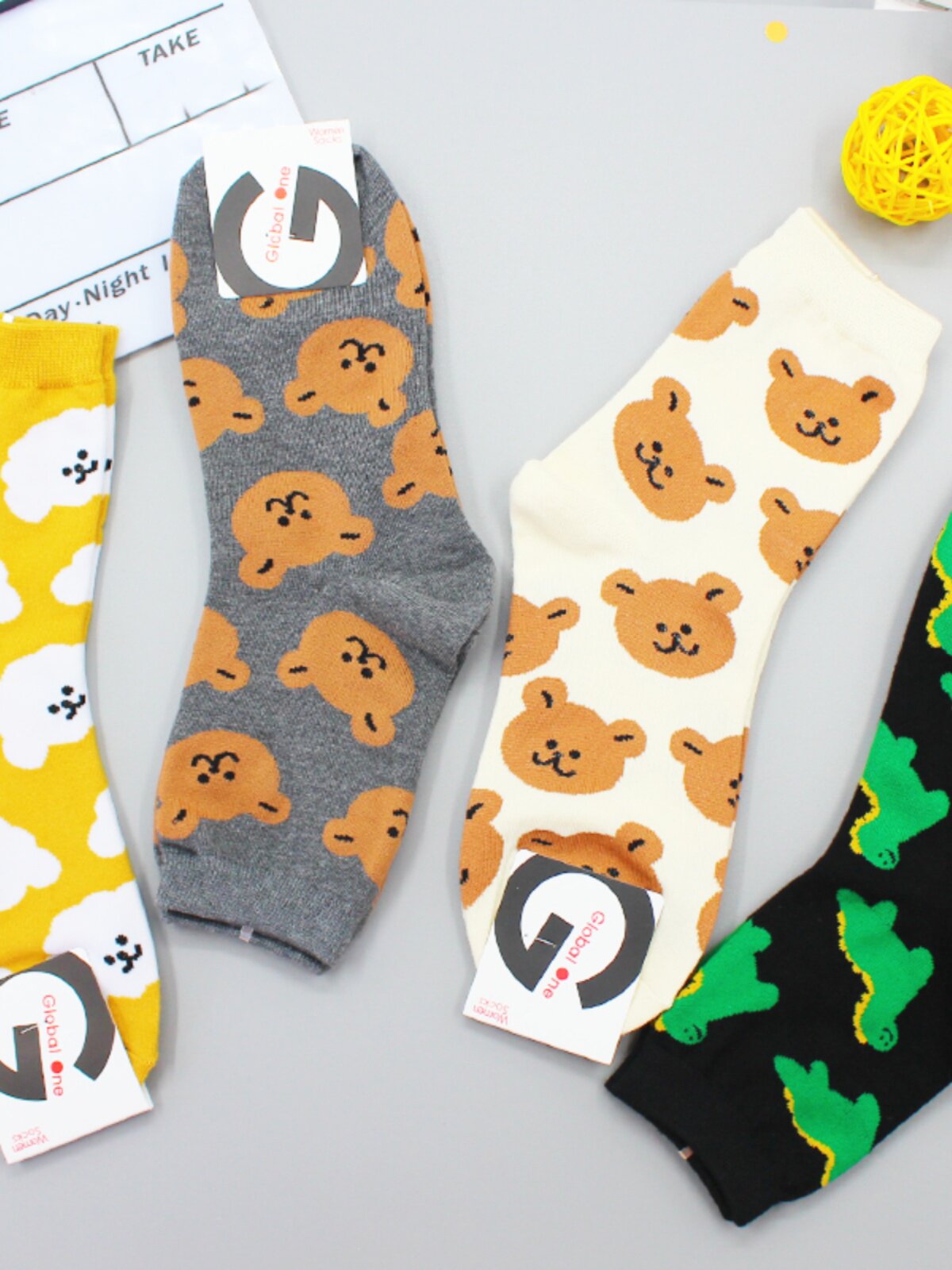 New autumn and winter women's mid-calf socks imported from Dongdaemun, South Korea, fully printed with small animal and dinosaur patterns thumbnail 6