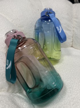 安踏运动水壶手提绳大容量水杯旅