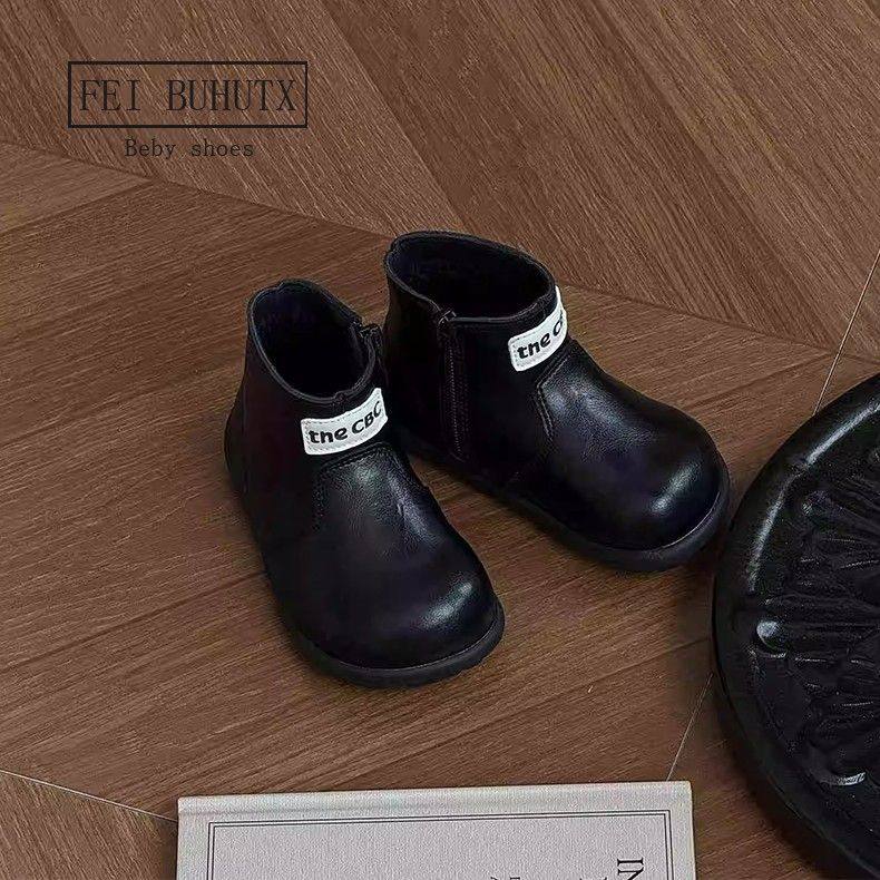 儿童马丁靴2025秋季新款男童英伦风软底短靴女童时尚侧拉链小皮靴