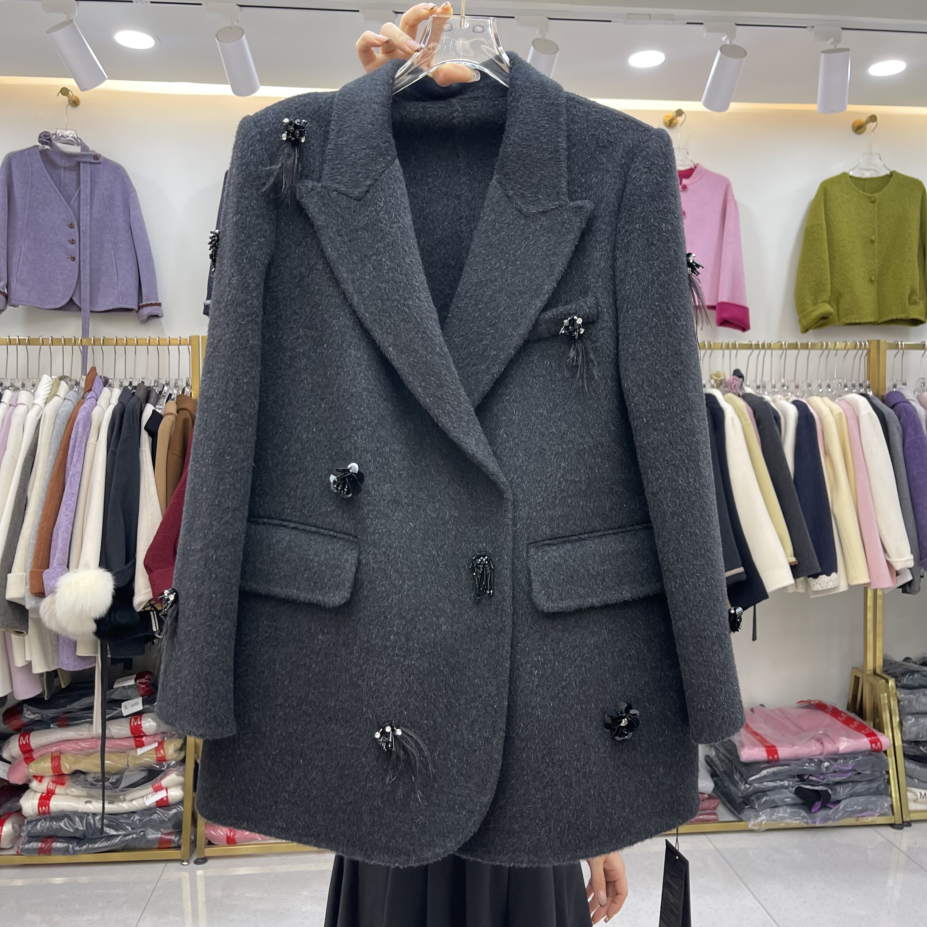 钉珠双面羊毛大衣女2025秋冬新款韩版高级感短款女羊毛呢外套