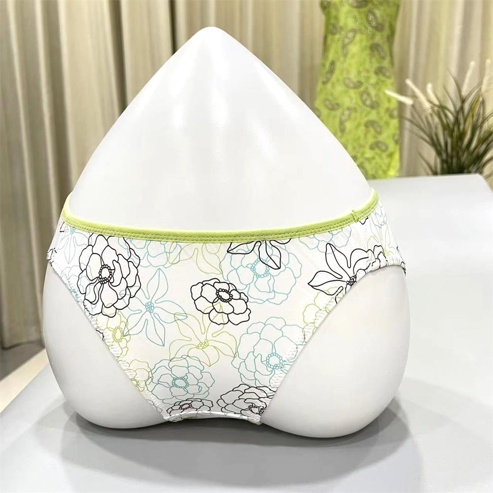 韩国品牌女青年透气中腰三角内裤