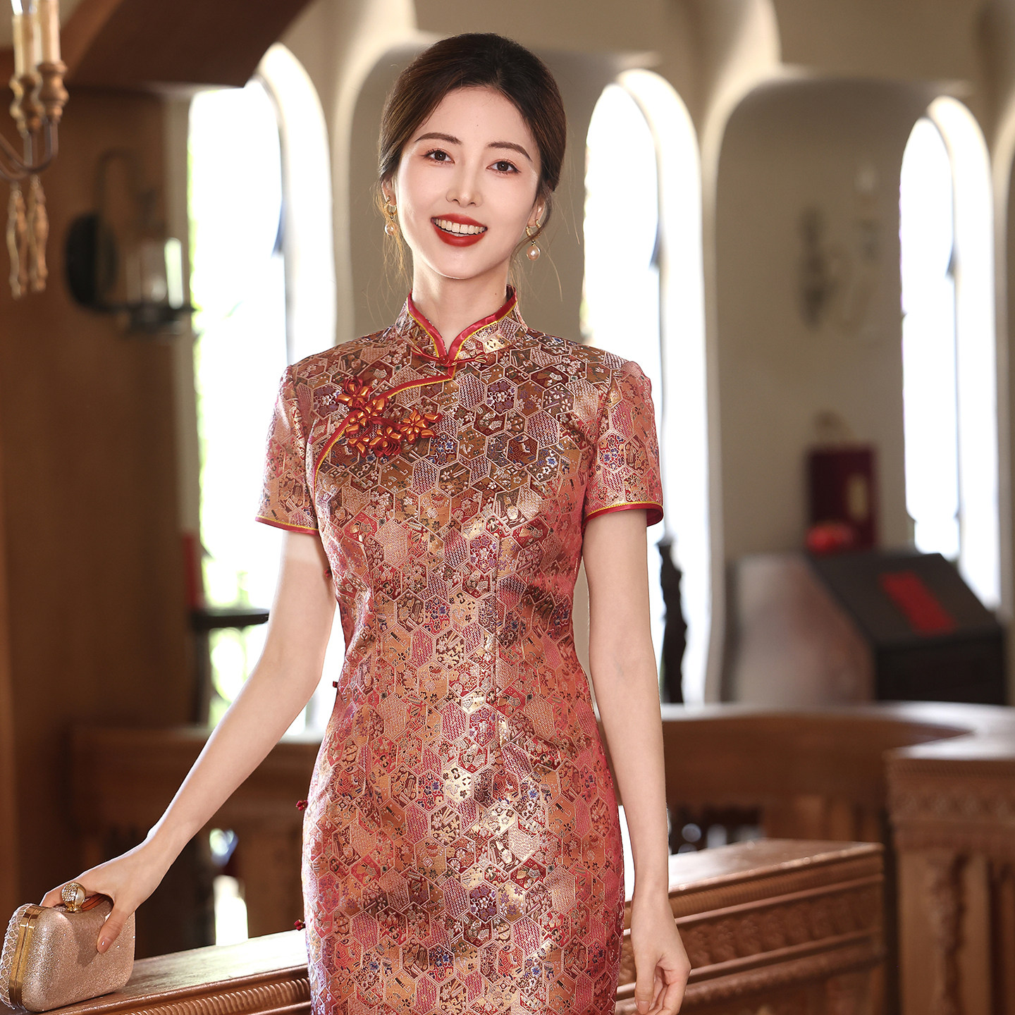 高端喜婆婆婚宴装旗袍2026新款日常可穿洋气年轻妈妈娶媳妇敬酒服